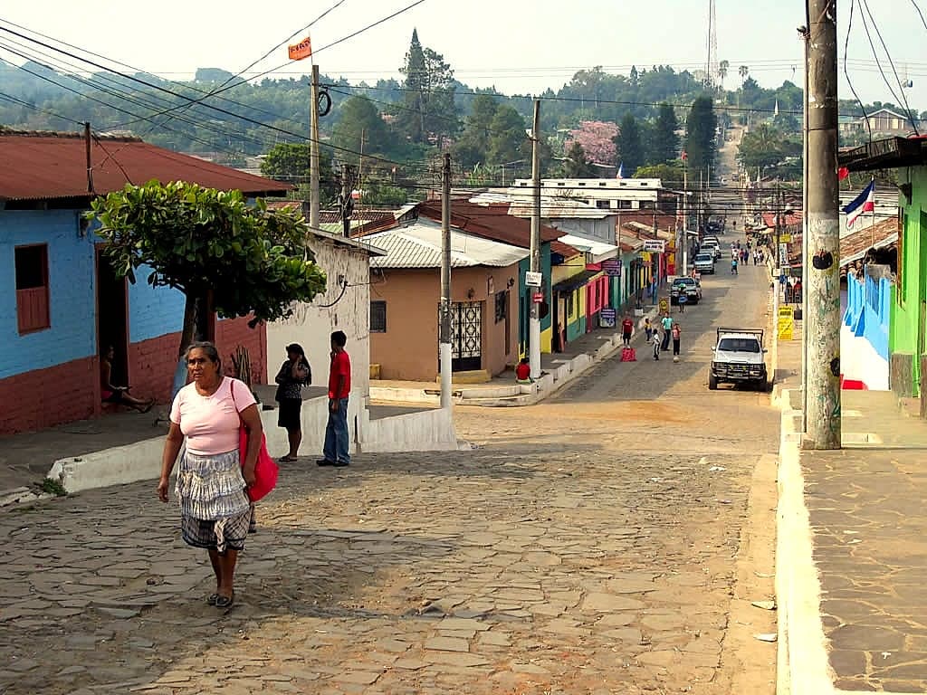 A pueblo street on the Ruta de las Flores
